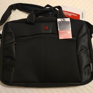Swissgear by Wenger Sherpa 16" Laptop Slimcase in Black